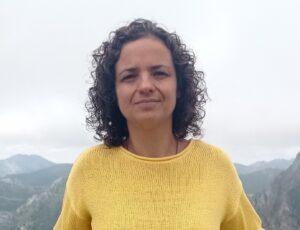 La Promotora del común organiza un ciclo de webinarios sobre "Cohousing y dependencia" 1 Elena borraz e1745407485987