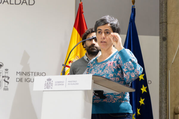 Jornada de debate sobre el estudio "Situación de las personas LGTBI+ con discapacidad en España" 1 Sandra Candelas, del equipo de investigación de Tangente.